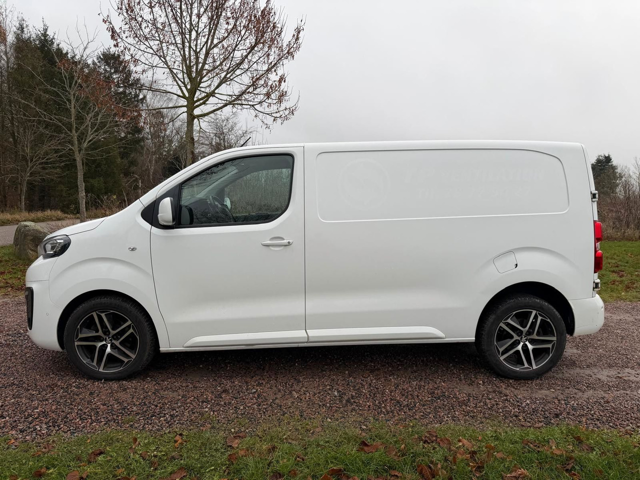 Peugeot Expert Kasten Premium L2 - Small van: picture 2 Peugeot Expert Kasten Premium L2 - Small van: picture 2