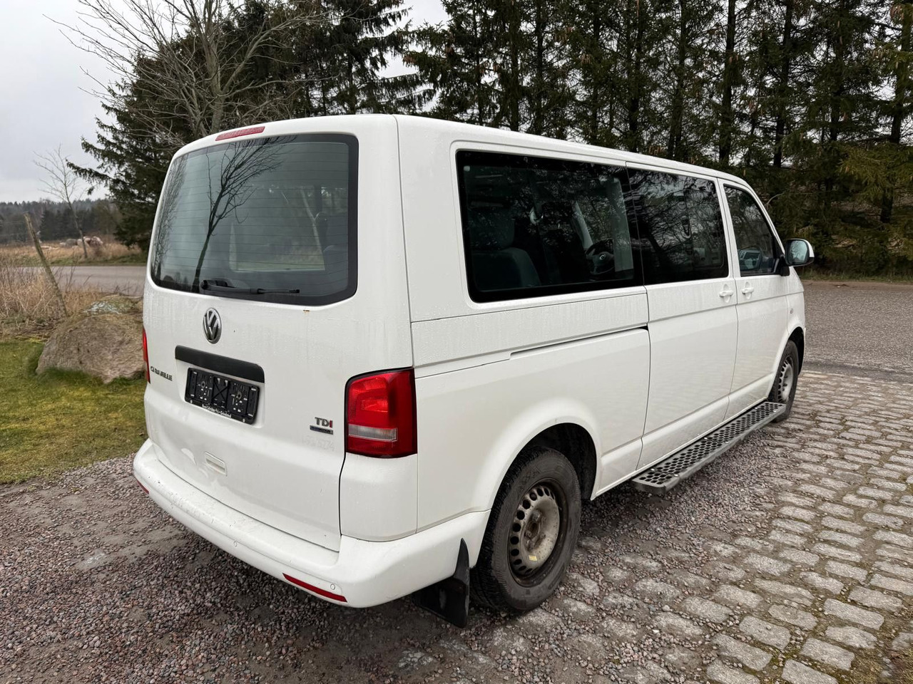 Volkswagen T5 Caravelle 2.0 TDI DSG Lang *7 Sitzplätze* - Passenger van: picture 4 Volkswagen T5 Caravelle 2.0 TDI DSG Lang *7 Sitzplätze* - Passenger van: picture 4