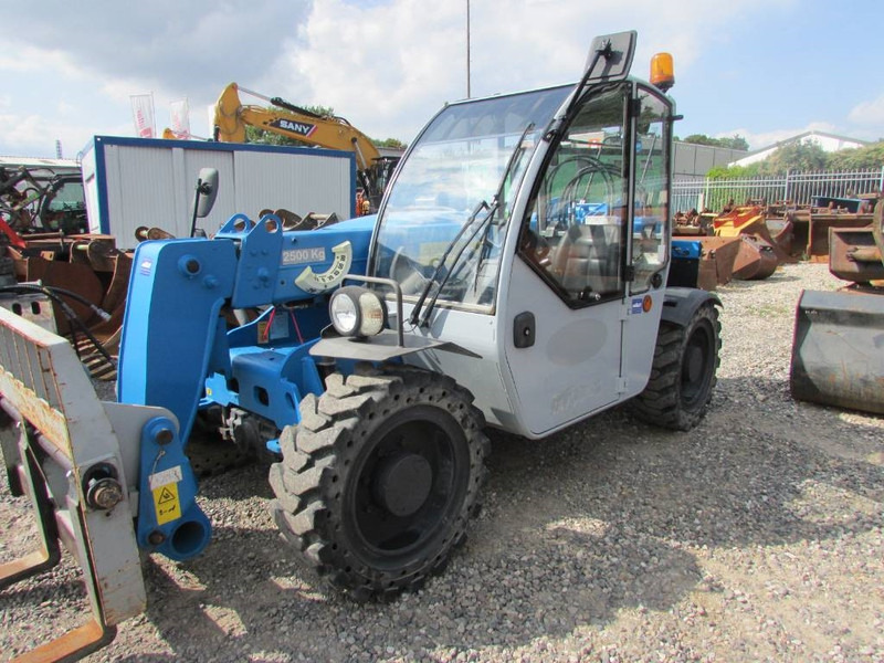 Genie GTH 2506 Teleskoplader 27.500 EUR - Telescopic handler: picture 2 Genie GTH 2506 Teleskoplader 27.500 EUR - Telescopic handler: picture 2