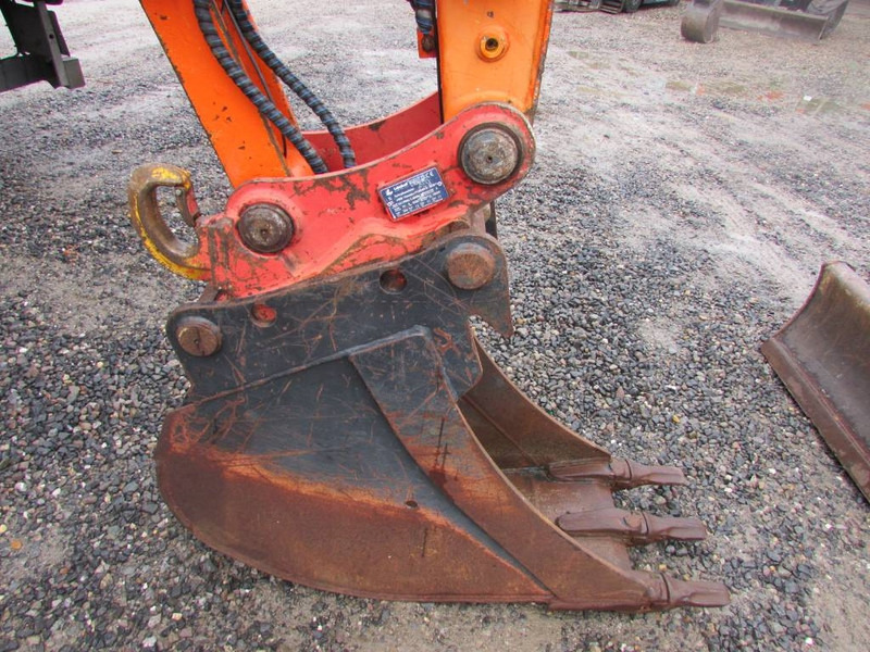 Komatsu PC 80 MR-3 Kettenbagger 30.000 EUR / AC - Mini excavator: picture 3 Komatsu PC 80 MR-3 Kettenbagger 30.000 EUR / AC - Mini excavator: picture 3