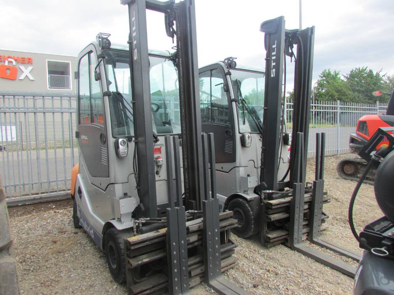 Still RX 70-30 H Hybrid / Diesel Stapler 9.500 EUR - Diesel forklift: picture 2 Still RX 70-30 H Hybrid / Diesel Stapler 9.500 EUR - Diesel forklift: picture 2
