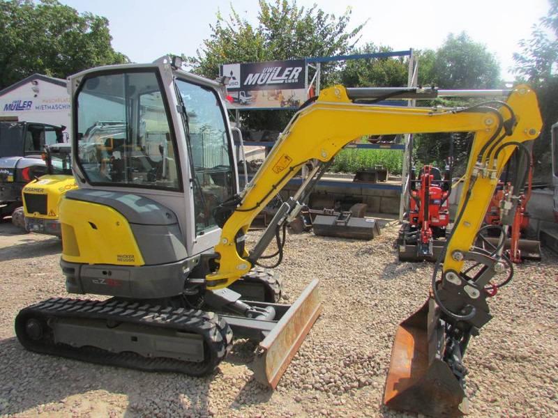 WACKER NEUSON EZ 26 (Modell EZ26-02) mit HS03 Minibagger 31.000€ - Mini excavator: picture 1 WACKER NEUSON EZ 26 (Modell EZ26-02) mit HS03 Minibagger 31.000€ - Mini excavator: picture 1