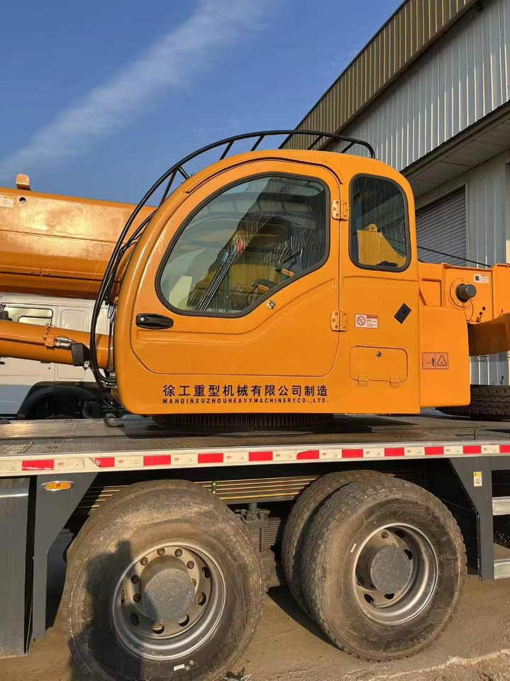 XCMG QY25K-II - Mobile crane: picture 2 XCMG QY25K-II - Mobile crane: picture 2