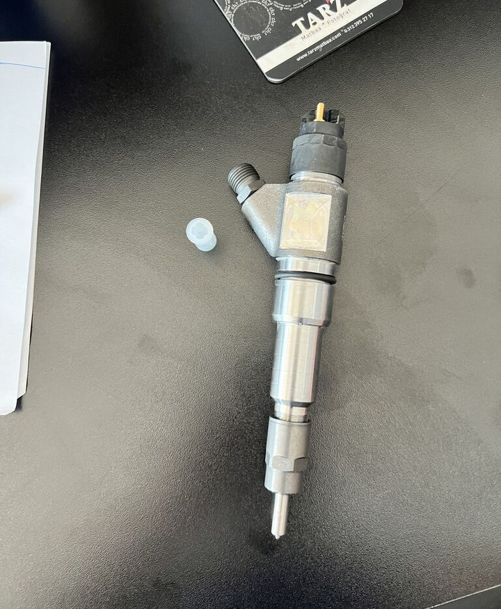 Bosch 2023 5801906153 Bosch 2023 - Injector for Truck: picture 1 Bosch 2023 5801906153 Bosch 2023 - Injector for Truck: picture 1