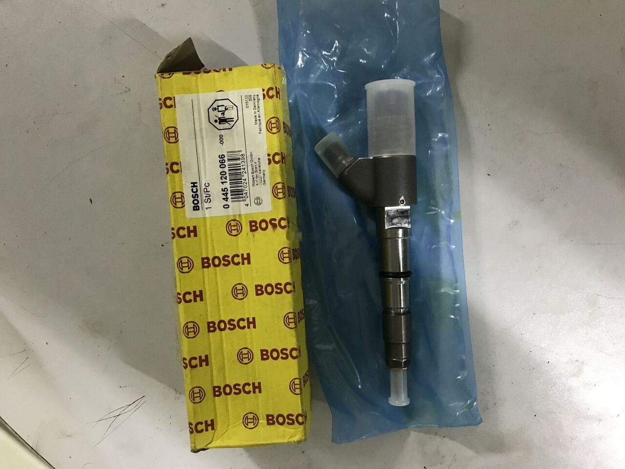 Bosch 4289311 Volvo ALL VOLVO - Injector for Wheel loader: picture 3 Bosch 4289311 Volvo ALL VOLVO - Injector for Wheel loader: picture 3
