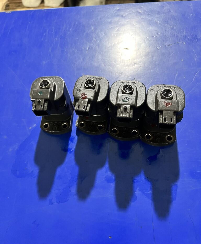 Selenoid (Bobin) Scania 208-2023 Cummins - Electrical system for Truck: picture 2 Selenoid (Bobin) Scania 208-2023 Cummins - Electrical system for Truck: picture 2