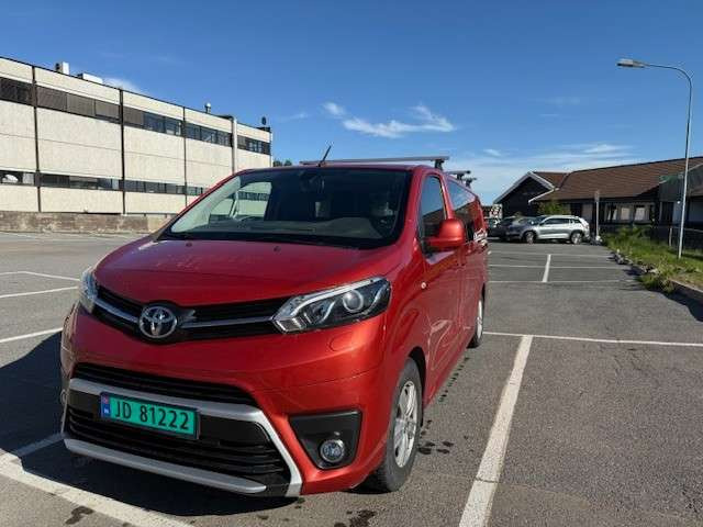 Panel van 2017 Varebil Toyota Proace Lang utgave (Lav km stand) EU-Godkjent: picture 1