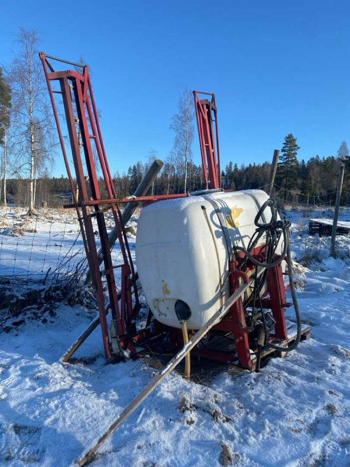 Åkersprøyte - Tractor mounted sprayer: picture 2 Åkersprøyte - Tractor mounted sprayer: picture 2