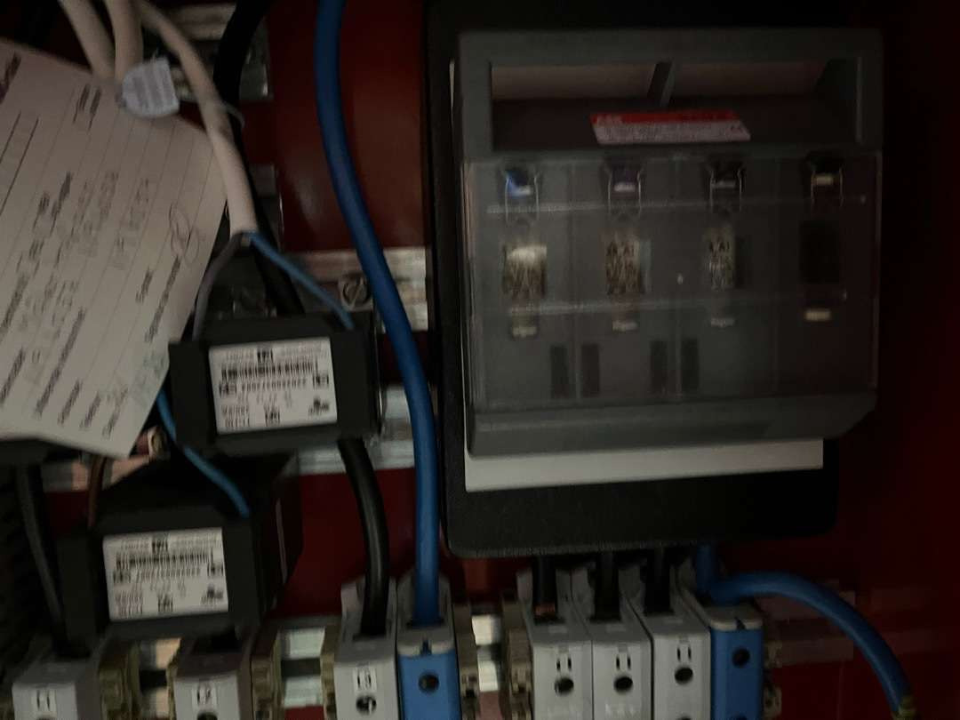 Strømskap fra Holte 400v (Ingen minstepris) - Tool/ Equipment: picture 3 Strømskap fra Holte 400v (Ingen minstepris) - Tool/ Equipment: picture 3