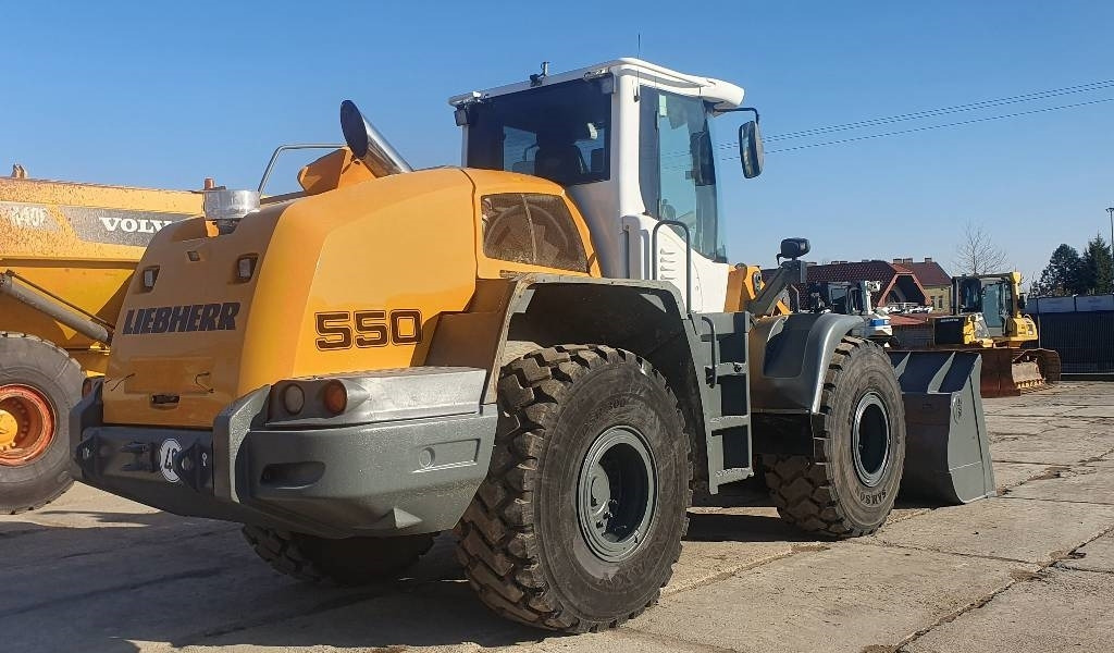 Liebherr L 550 - Wheel loader: picture 3 Liebherr L 550 - Wheel loader: picture 3