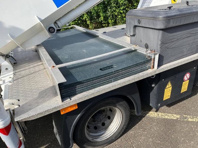 Palfinger P 260 B P260B - Truck mounted aerial platform: picture 5 Palfinger P 260 B P260B - Truck mounted aerial platform: picture 5