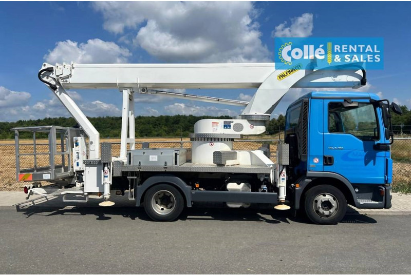 Palfinger P 300 KS | 2015 - Truck mounted aerial platform: picture 3 Palfinger P 300 KS | 2015 - Truck mounted aerial platform: picture 3