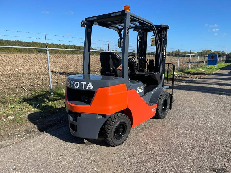 New Diesel forklift Toyota 8 FD F 25 | 2022: picture 6