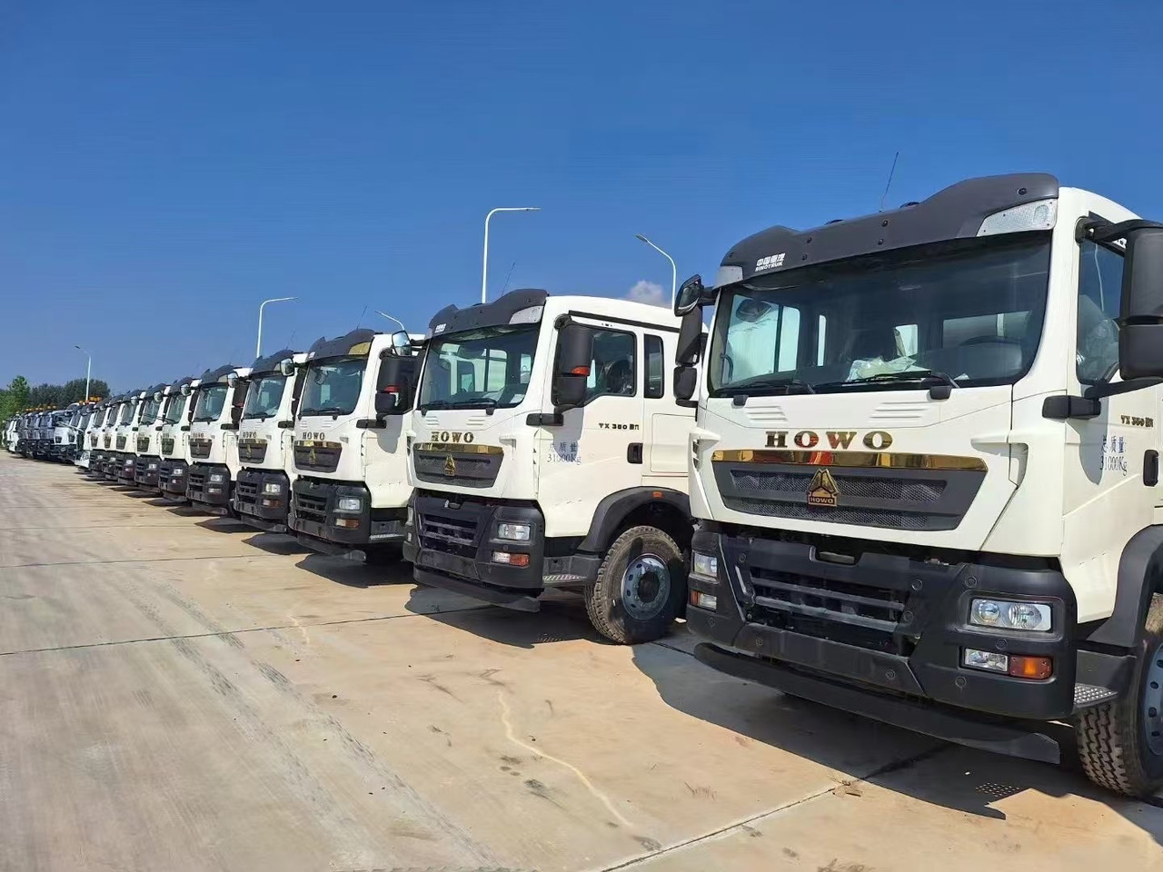 HOWO - Concrete mixer truck: picture 4 HOWO - Concrete mixer truck: picture 4