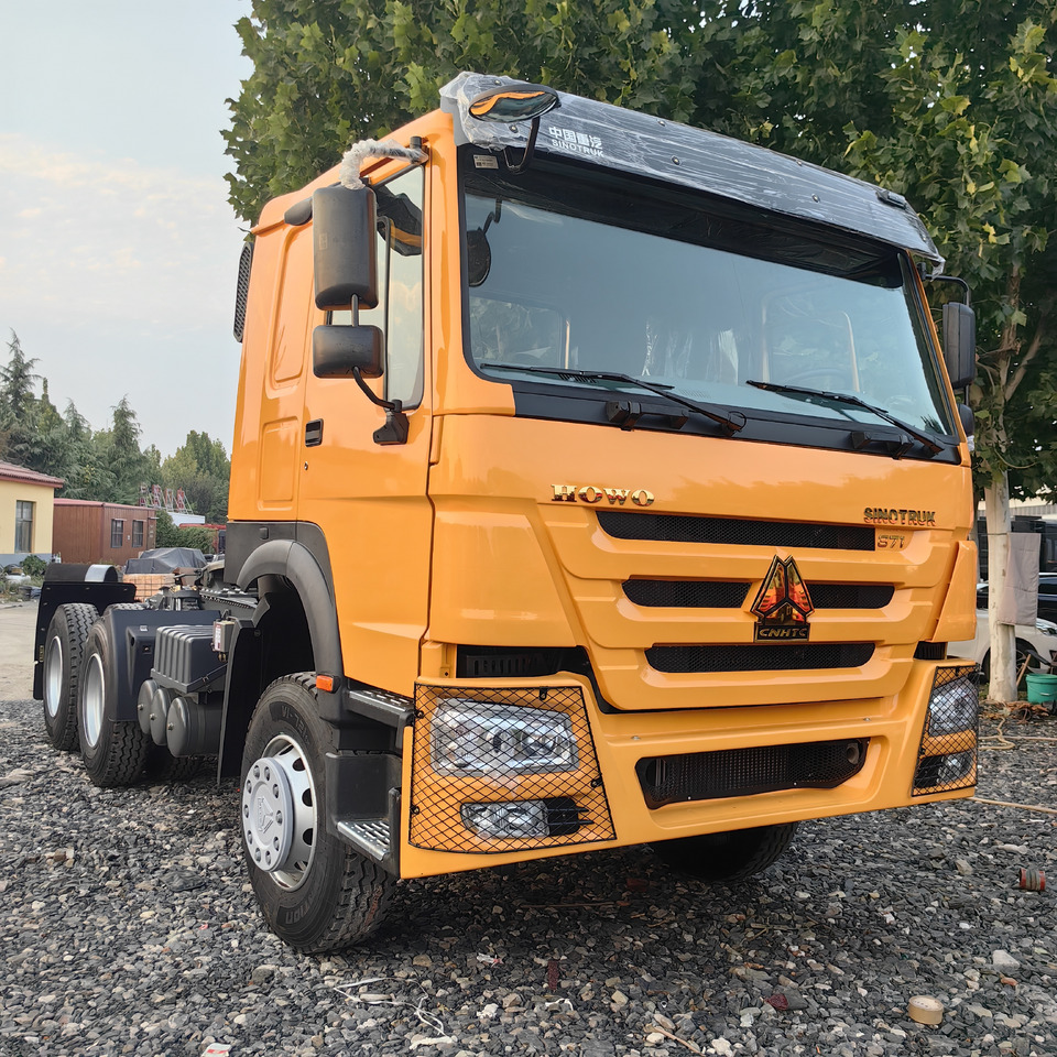 SINOTRUCK HOWO TRACTOR - Tractor unit: picture 2 SINOTRUCK HOWO TRACTOR - Tractor unit: picture 2