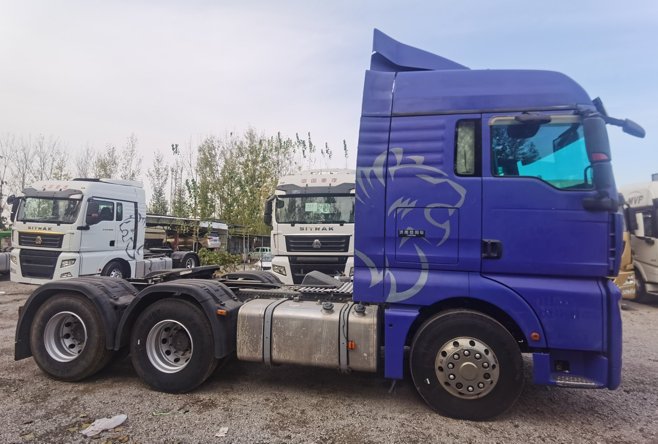 SITRACK HOWO - Tractor unit: picture 3 SITRACK HOWO - Tractor unit: picture 3