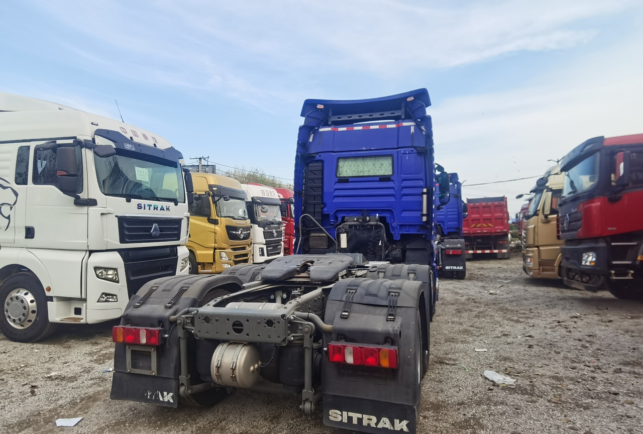 SITRACK HOWO - Tractor unit: picture 4 SITRACK HOWO - Tractor unit: picture 4