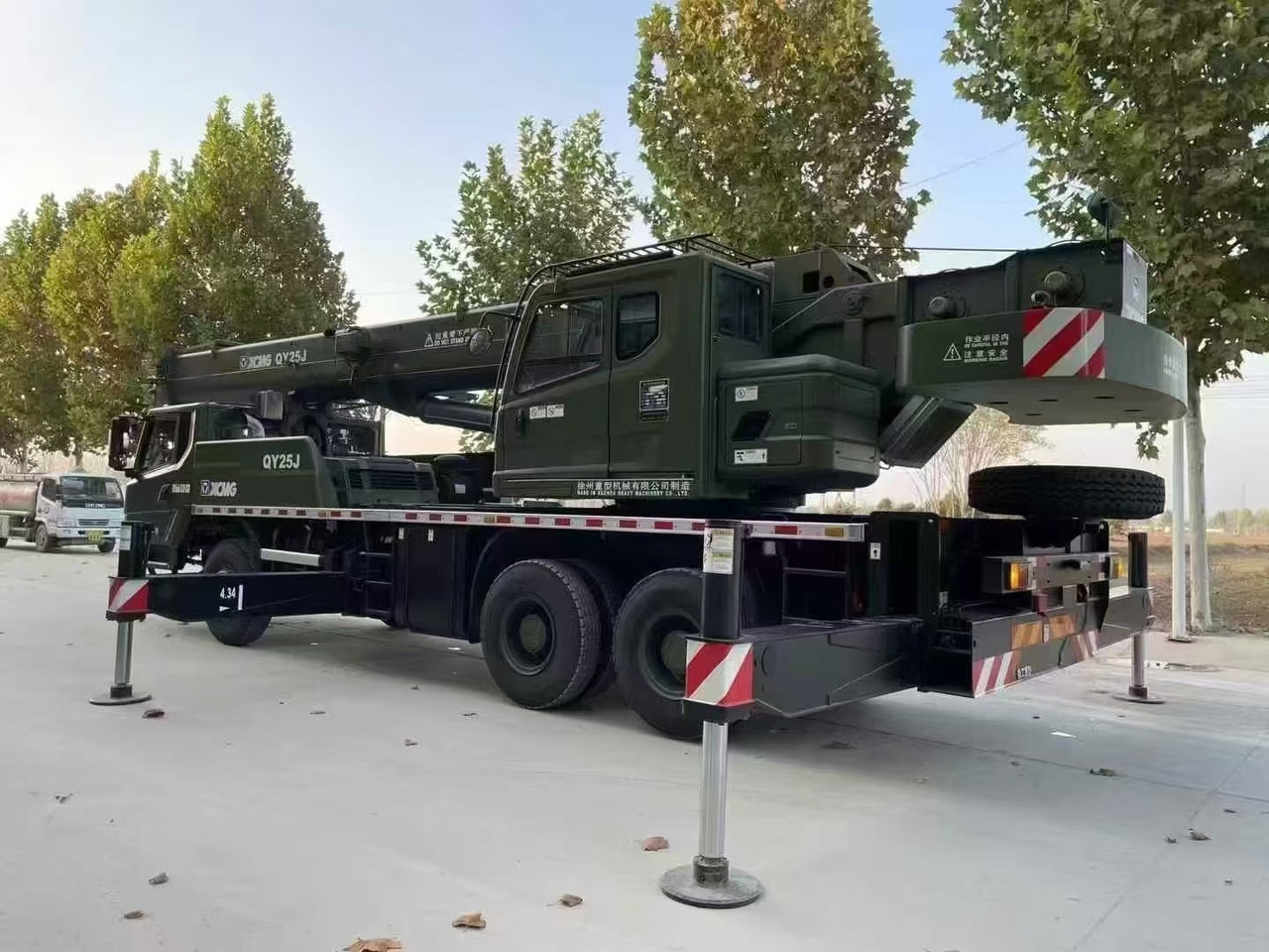 XCMG - All terrain crane: picture 4 XCMG - All terrain crane: picture 4