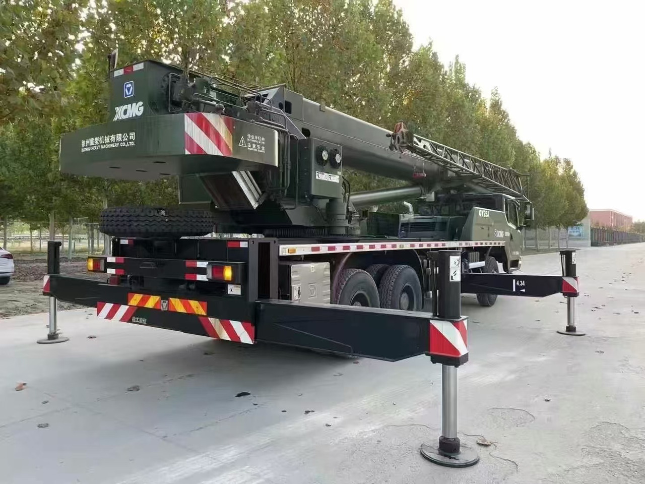 XCMG - All terrain crane: picture 5 XCMG - All terrain crane: picture 5