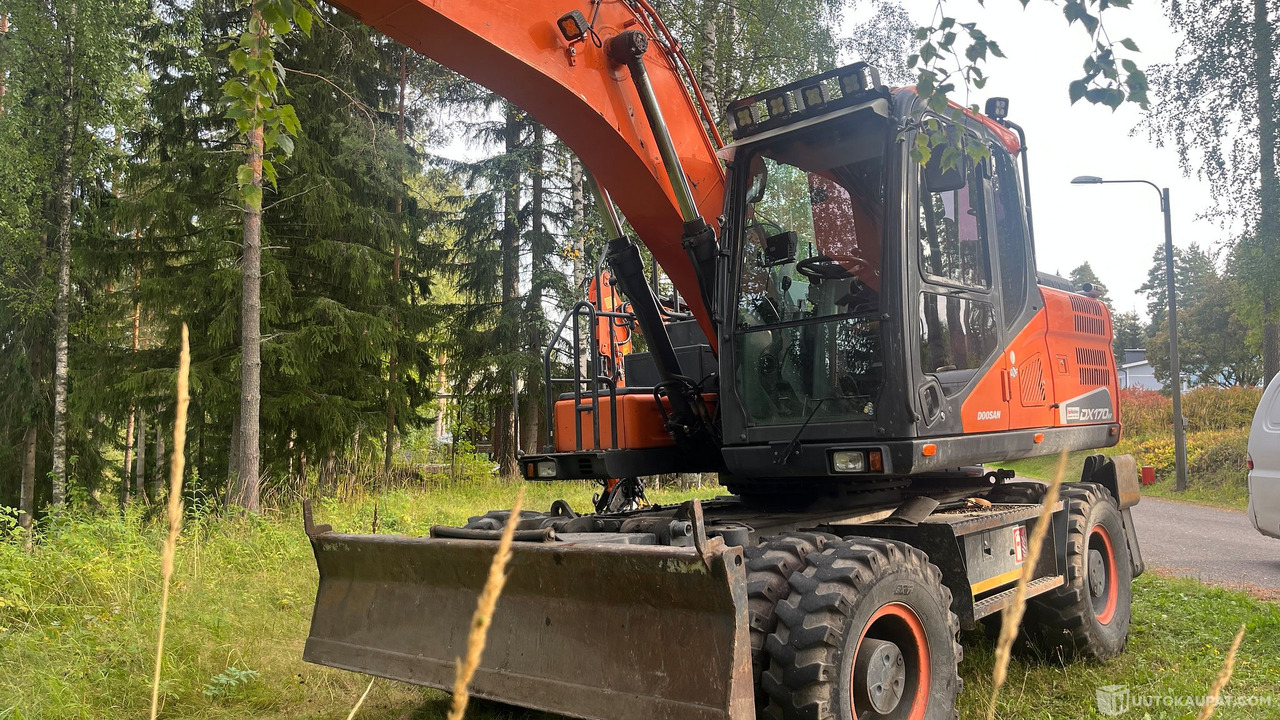 Wheel excavator Doosan DX170, 2017, Varkaus: picture 1