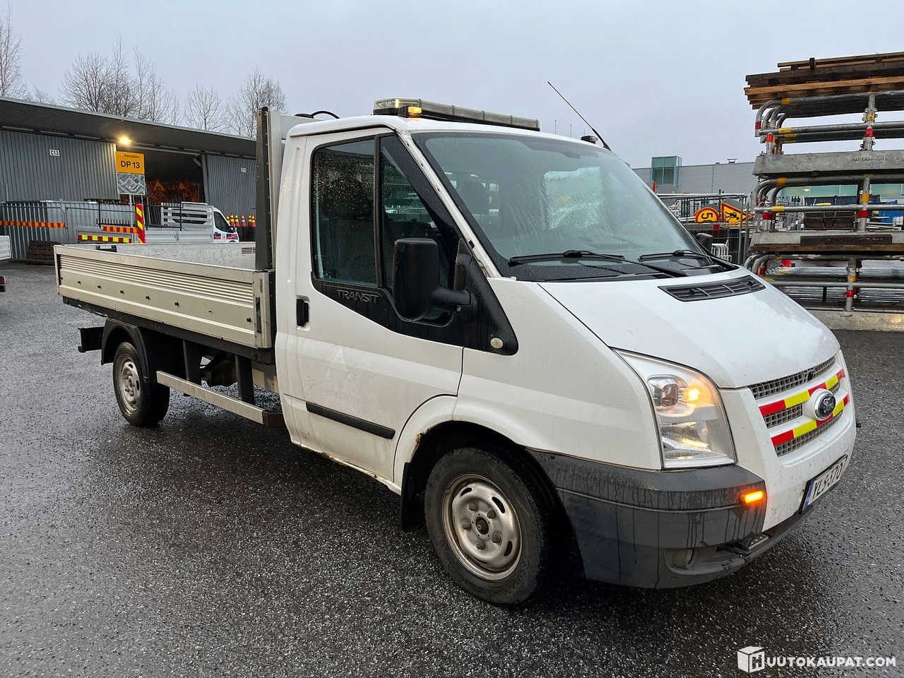 Ford Transit flatbed, reg. year 2012, only 151,068 km, Tampere - Flatbed van: picture 1 Ford Transit flatbed, reg. year 2012, only 151,068 km, Tampere - Flatbed van: picture 1