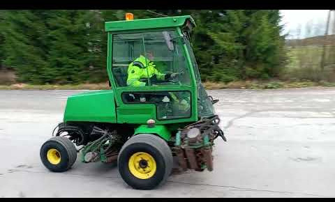 John Deere 3235 kelaleikkuri, 4 WD ja hytti, Hollola - Garden equipment: picture 2 John Deere 3235 kelaleikkuri, 4 WD ja hytti, Hollola - Garden equipment: picture 2