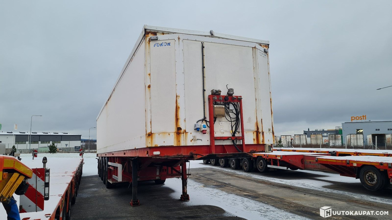 Jyki semi-trailer, Jyväskylä - Closed box semi-trailer: picture 5 Jyki semi-trailer, Jyväskylä - Closed box semi-trailer: picture 5