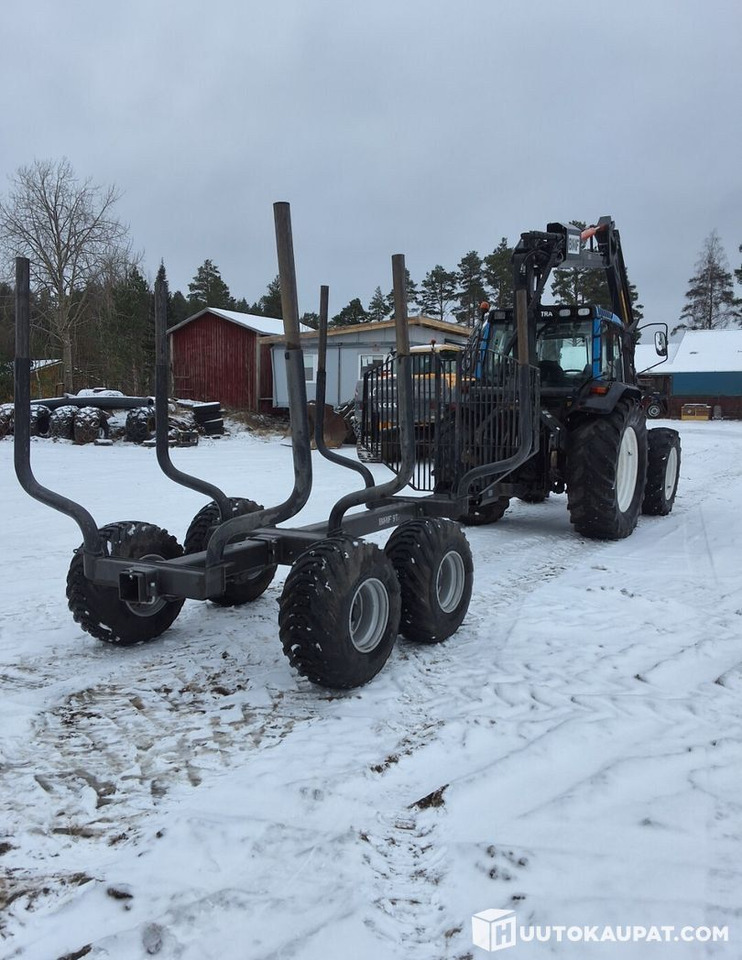 Farm tractor Valmet 6800 + PMF 850 crane + trailer BMF 9T, Leppävirta: picture 16 Farm tractor Valmet 6800 + PMF 850 crane + trailer BMF 9T, Leppävirta: picture 16