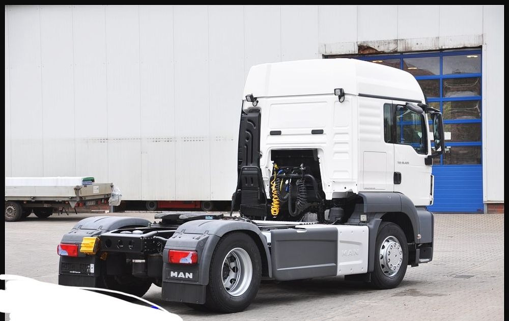 MAN TGS 18.420 2019 NAUKA JAZDY POLIFT ELKA AUTOMAT 4x2 STANDARD 315/70r22.5 SUPER STAN TGX 470 460 420 430 500 510 400 360 410 - Tractor unit: picture 2 MAN TGS 18.420 2019 NAUKA JAZDY POLIFT ELKA AUTOMAT 4x2 STANDARD 315/70r22.5 SUPER STAN TGX 470 460 420 430 500 510 400 360 410 - Tractor unit: picture 2