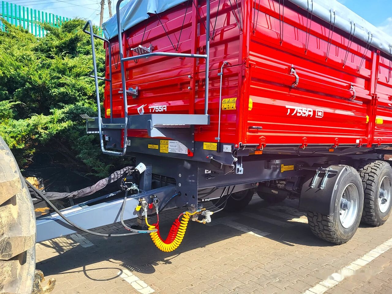 Metal-Fach T755A - 14t Tandem - Farm tipping trailer/ Dumper: picture 3 Metal-Fach T755A - 14t Tandem - Farm tipping trailer/ Dumper: picture 3