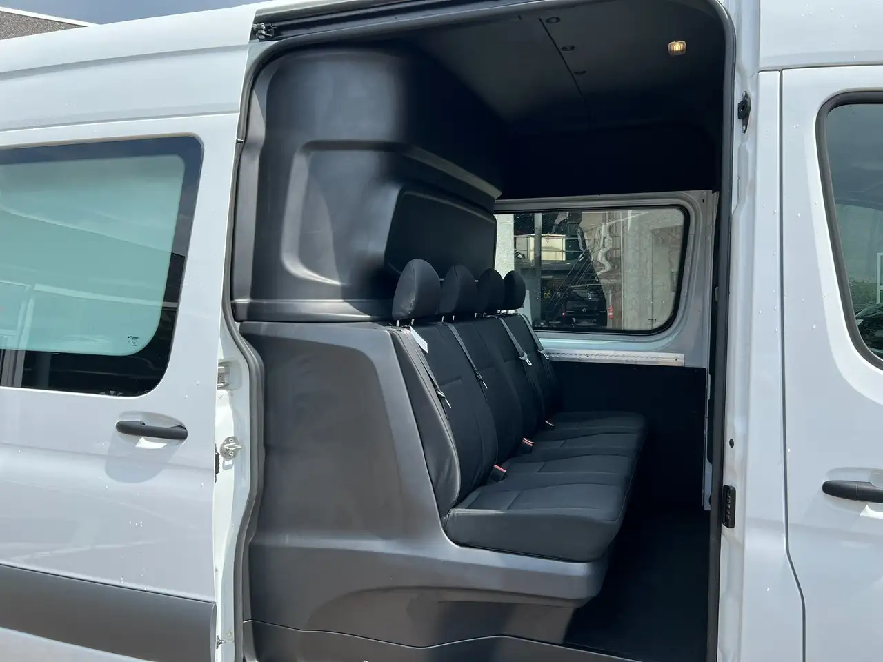 Mercedes-Benz Sprinter 315 L3H2 (37.500€ex) 3.5T SLEEP | DUB CAB 7PL - Combi van: picture 4 Mercedes-Benz Sprinter 315 L3H2 (37.500€ex) 3.5T SLEEP | DUB CAB 7PL - Combi van: picture 4
