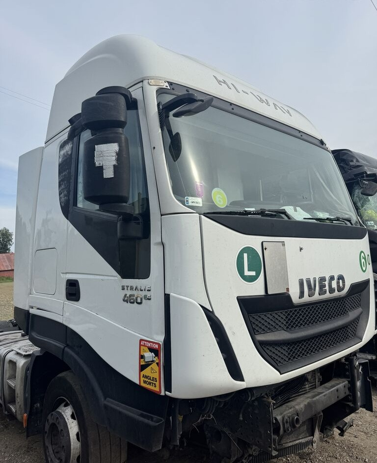 IVECO STRALIS HI-WAY E6 truck - Cab for Truck: picture 4 IVECO STRALIS HI-WAY E6 truck - Cab for Truck: picture 4