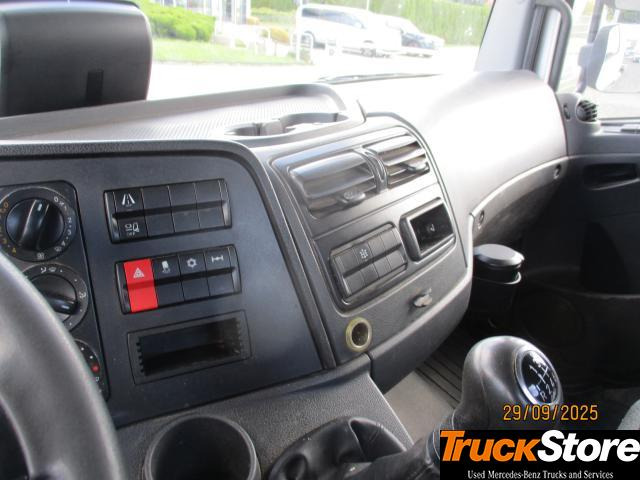 Mercedes-Benz Atego 916 - Hook lift truck: picture 2 Mercedes-Benz Atego 916 - Hook lift truck: picture 2