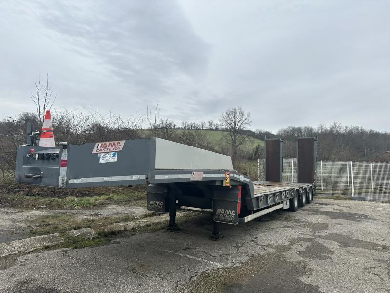 Castera - Low loader semi-trailer: picture 1 Castera - Low loader semi-trailer: picture 1