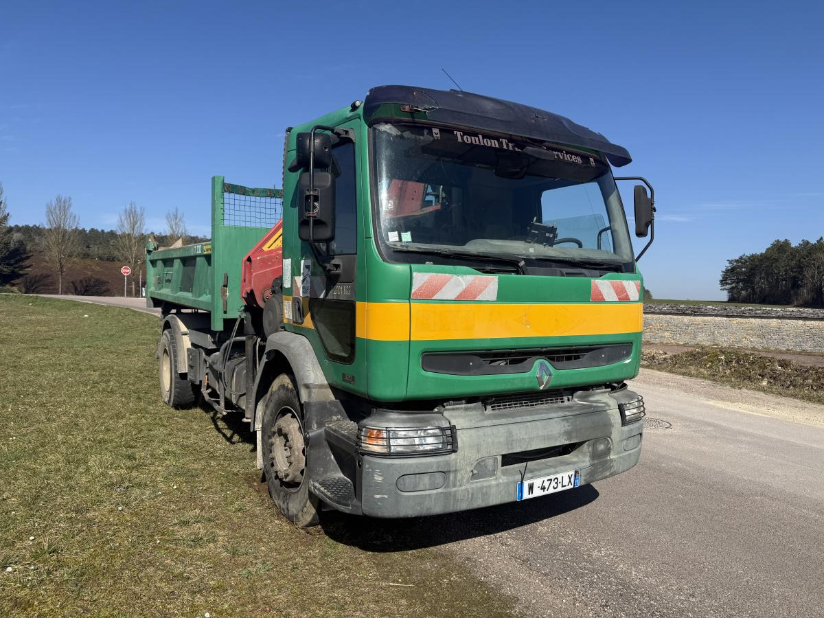 Renault 320 Dci - Tipper, Crane truck: picture 3 Renault 320 Dci - Tipper, Crane truck: picture 3