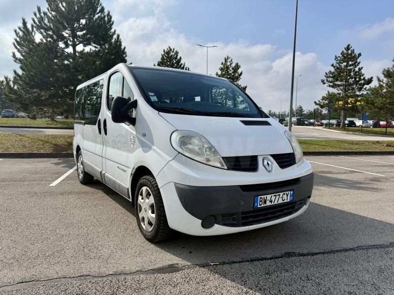Renault Trafic - Passenger van: picture 2 Renault Trafic - Passenger van: picture 2
