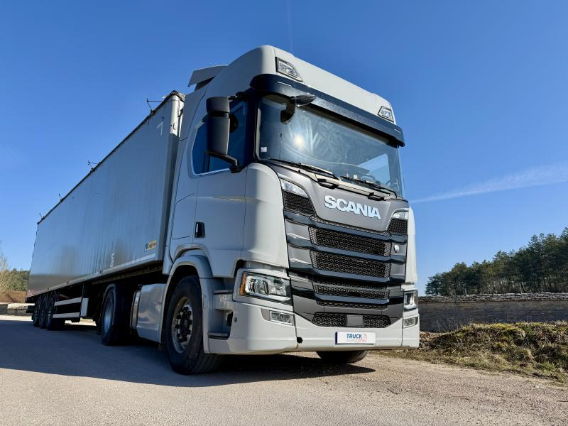 Scania R R520 - Tractor unit: picture 1 Scania R R520 - Tractor unit: picture 1