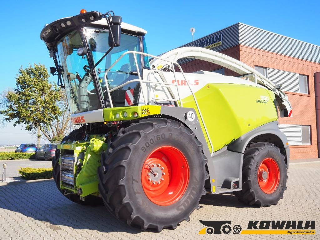 Claas Jaguar 950 4WD - Forage harvester: picture 1 Claas Jaguar 950 4WD - Forage harvester: picture 1