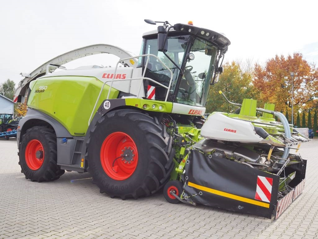 Claas Jaguar 950 4x4 + Orbis 750  - Forage harvester: picture 4 Claas Jaguar 950 4x4 + Orbis 750  - Forage harvester: picture 4