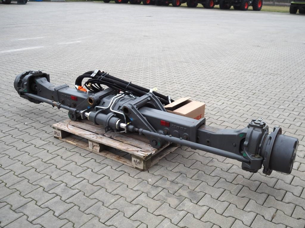 Claas Lexion NAF rear driving axle / 4WD - Track for Agricultural machinery: picture 2 Claas Lexion NAF rear driving axle / 4WD - Track for Agricultural machinery: picture 2
