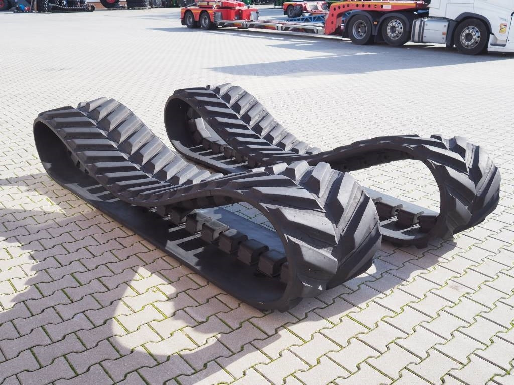 Claas Lexion Terra Trac 635 mm 25" Rubber belt / track  - Track for Agricultural machinery: picture 4 Claas Lexion Terra Trac 635 mm 25" Rubber belt / track  - Track for Agricultural machinery: picture 4