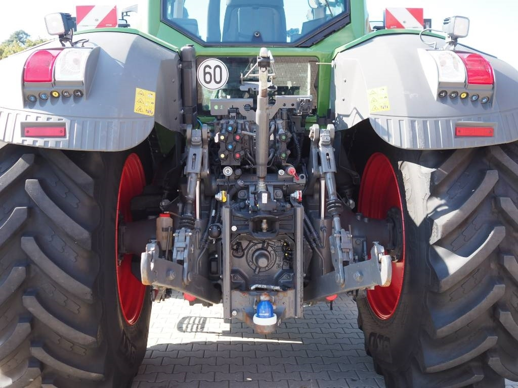 Farm tractor Fendt 824 Vario S4 ProfiPlus, GPS: picture 12