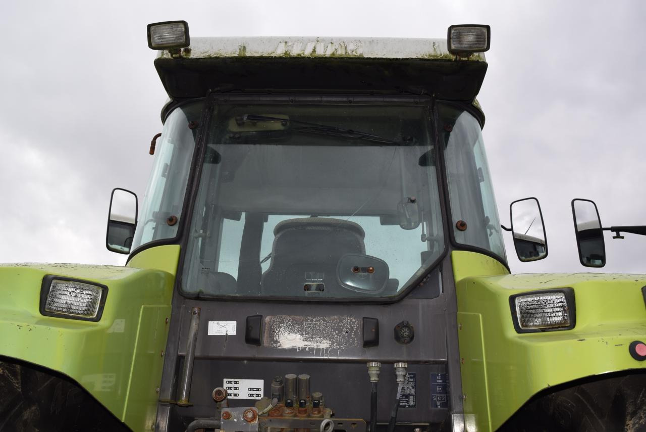 CLAAS Ares 826 RZ - Farm tractor: picture 3 CLAAS Ares 826 RZ - Farm tractor: picture 3
