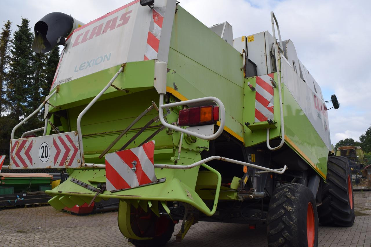 CLAAS Lexion 440 Evolution - Combine harvester: picture 5 CLAAS Lexion 440 Evolution - Combine harvester: picture 5