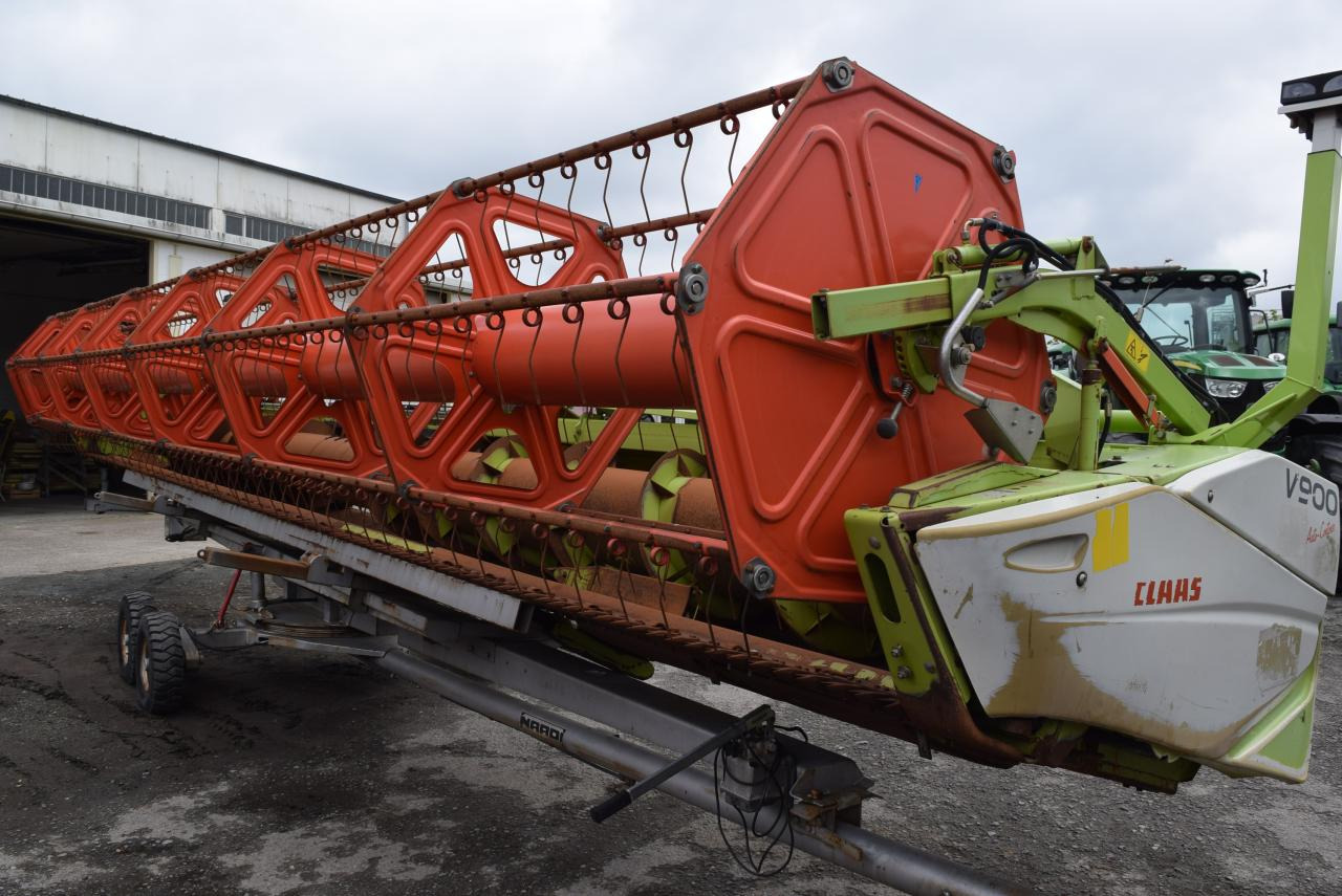 CLAAS V900 *Schneidwerk* - Grain header: picture 1 CLAAS V900 *Schneidwerk* - Grain header: picture 1