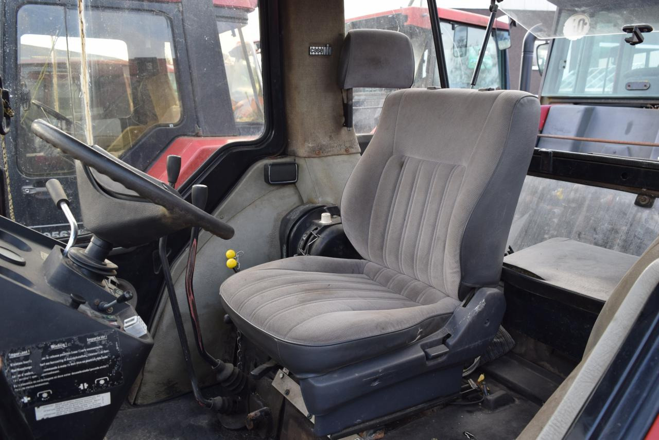 Farm tractor Case-IH 956 XL: picture 6 Farm tractor Case-IH 956 XL: picture 6