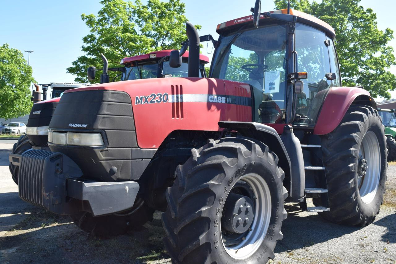 Case-IH MX 230 Magnum - Farm tractor: picture 1 Case-IH MX 230 Magnum - Farm tractor: picture 1