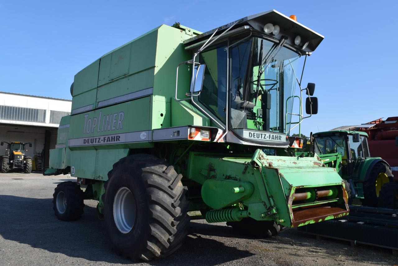 Deutz-Fahr 4090 HTS TopL. - Combine harvester: picture 3 Deutz-Fahr 4090 HTS TopL. - Combine harvester: picture 3