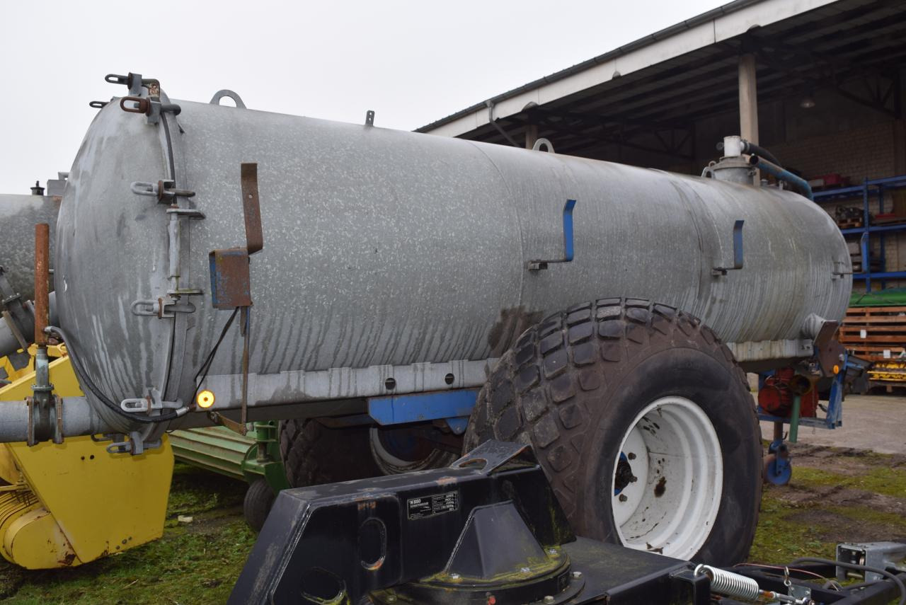 JW Perk P7000 - Fertilizing equipment: picture 3 JW Perk P7000 - Fertilizing equipment: picture 3