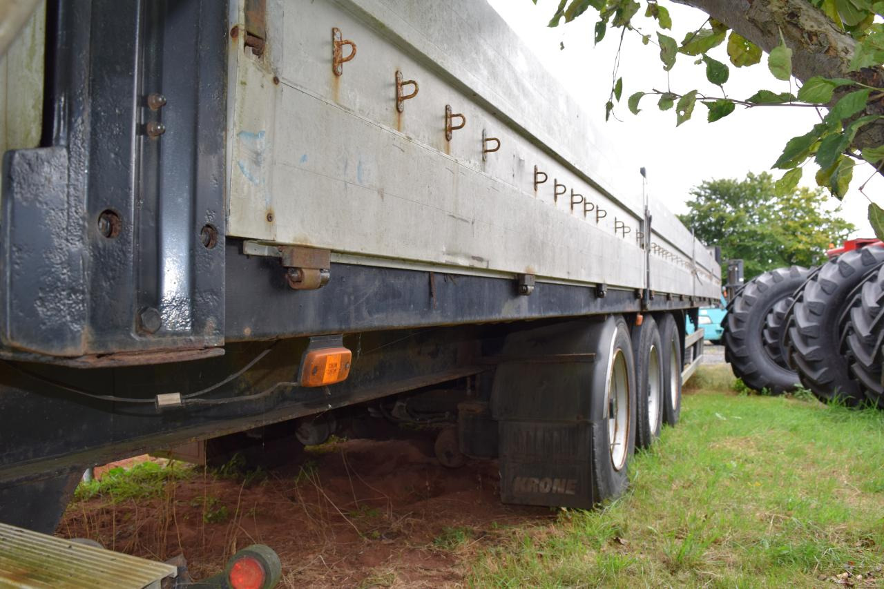 Wielton PTS 34.100 - Curtainsider trailer: picture 4 Wielton PTS 34.100 - Curtainsider trailer: picture 4